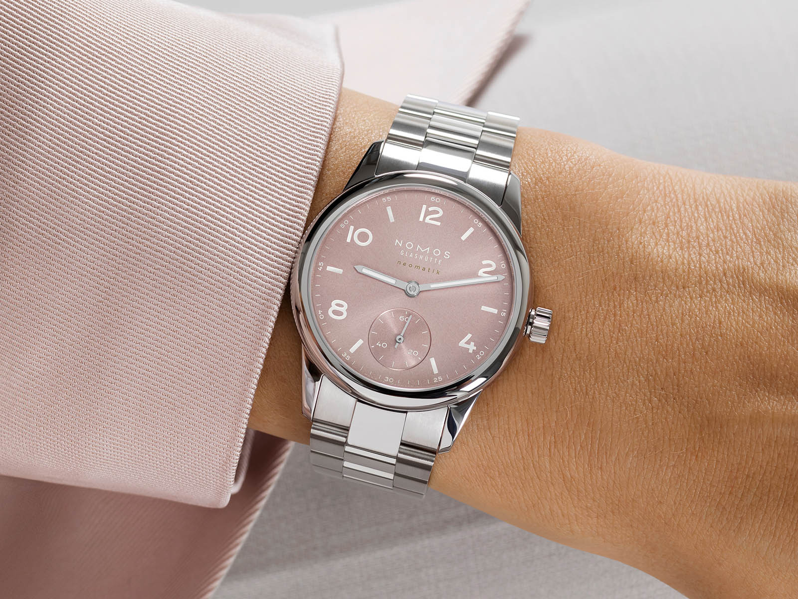 NOMOS Club Sport neomatik 34 rosé